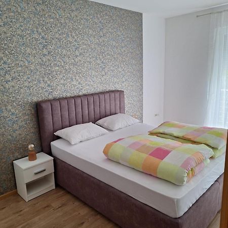 Apartment Enjoy Free Private Parking Mostar Bagian luar foto