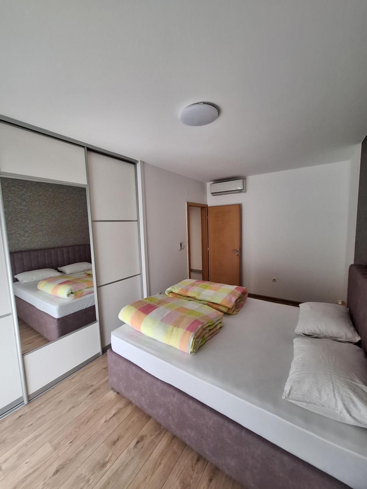 Apartment Enjoy Free Private Parking Mostar Bagian luar foto