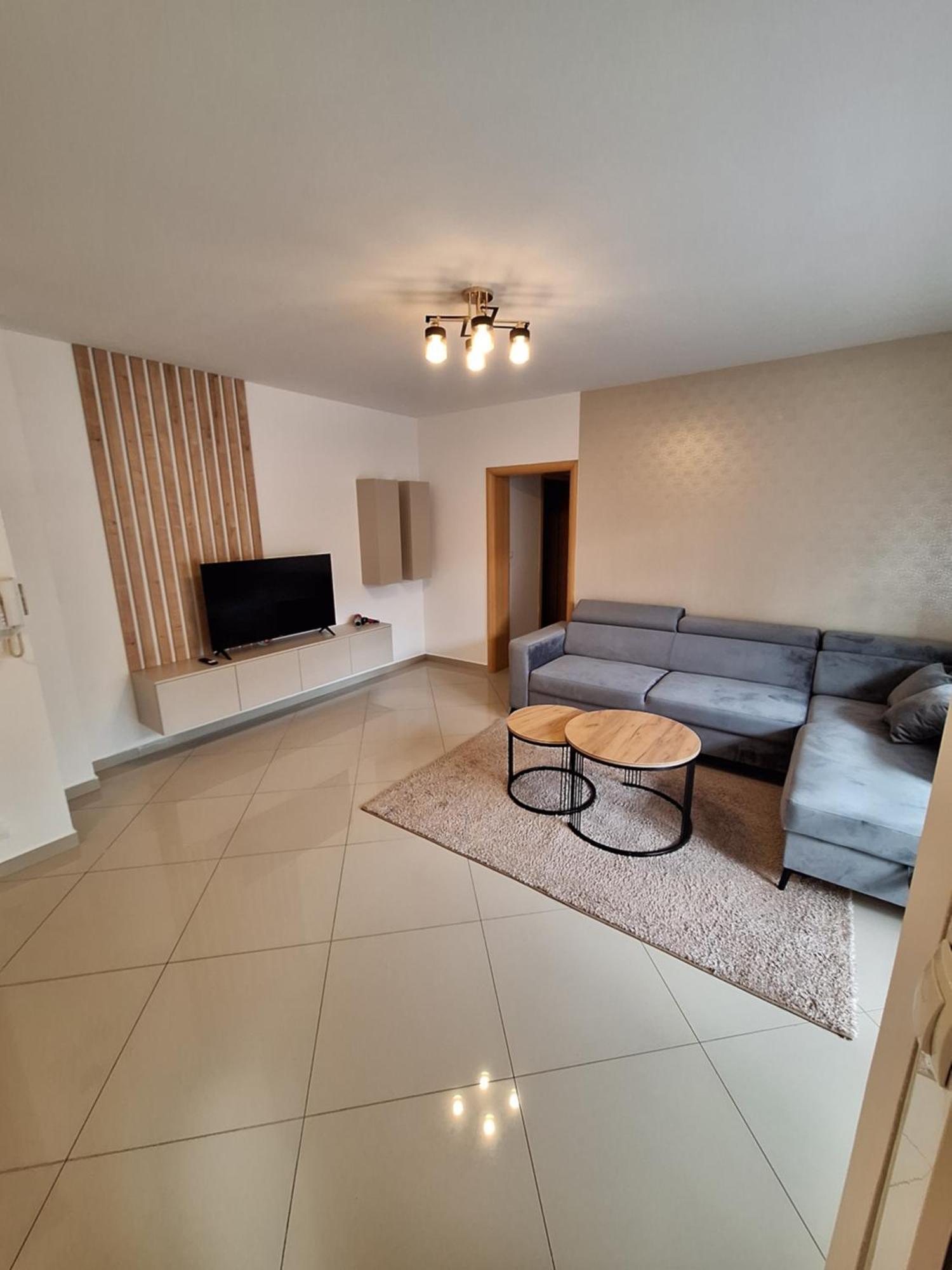 Apartment Enjoy Free Private Parking Mostar Bagian luar foto