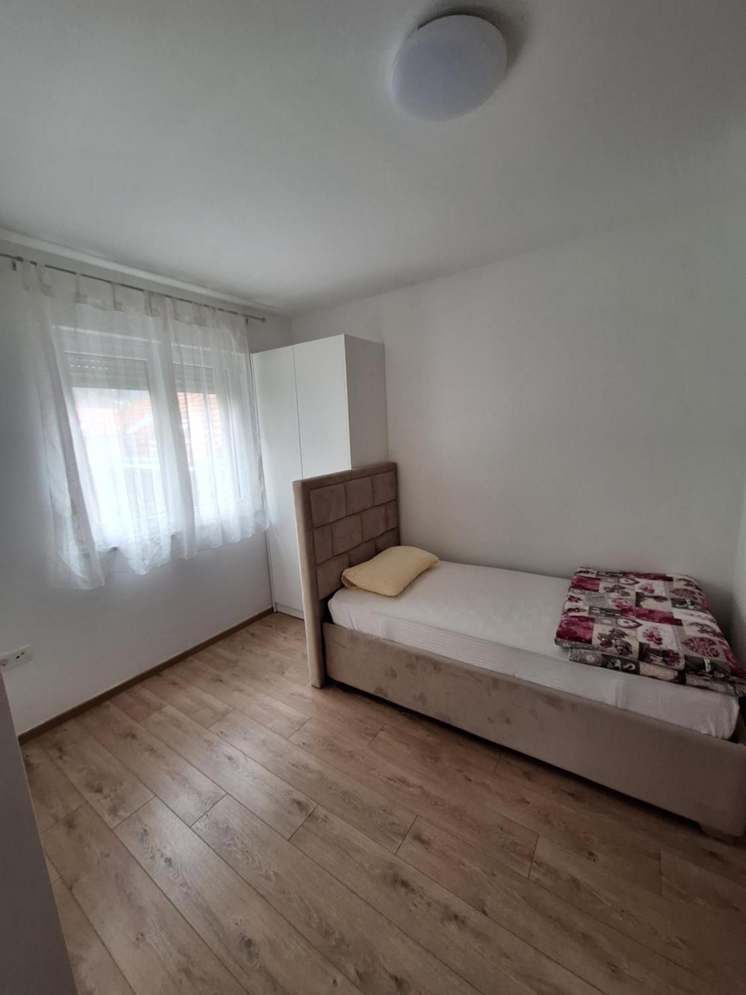Apartment Enjoy Free Private Parking Mostar Bagian luar foto
