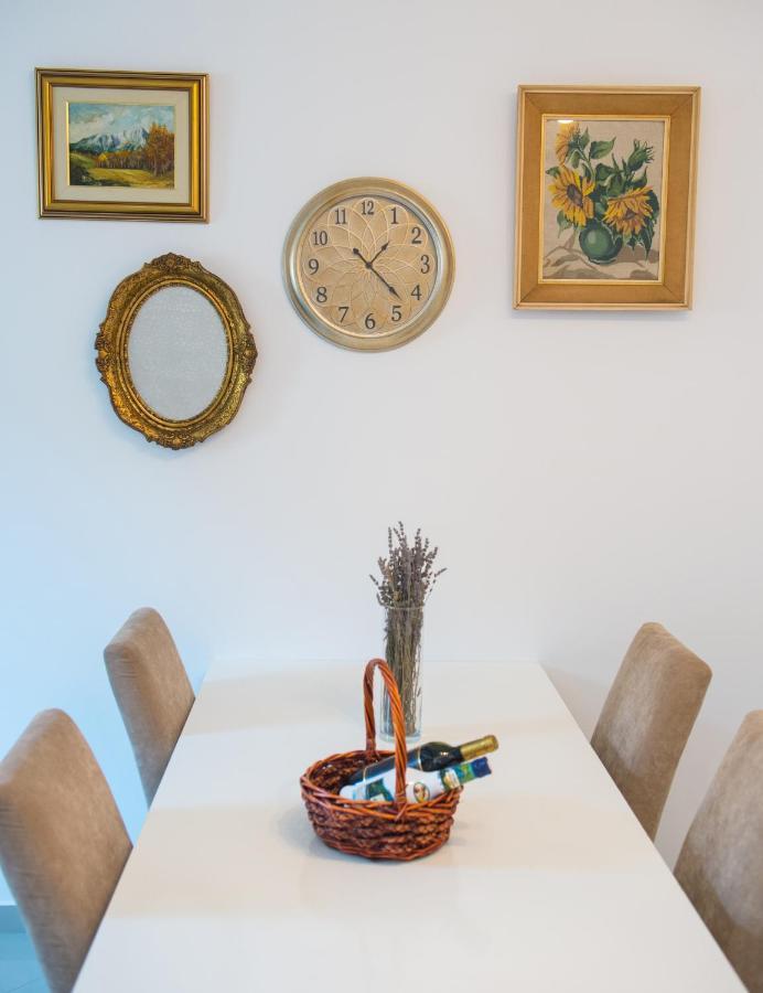 Apartment Enjoy Free Private Parking Mostar Bagian luar foto